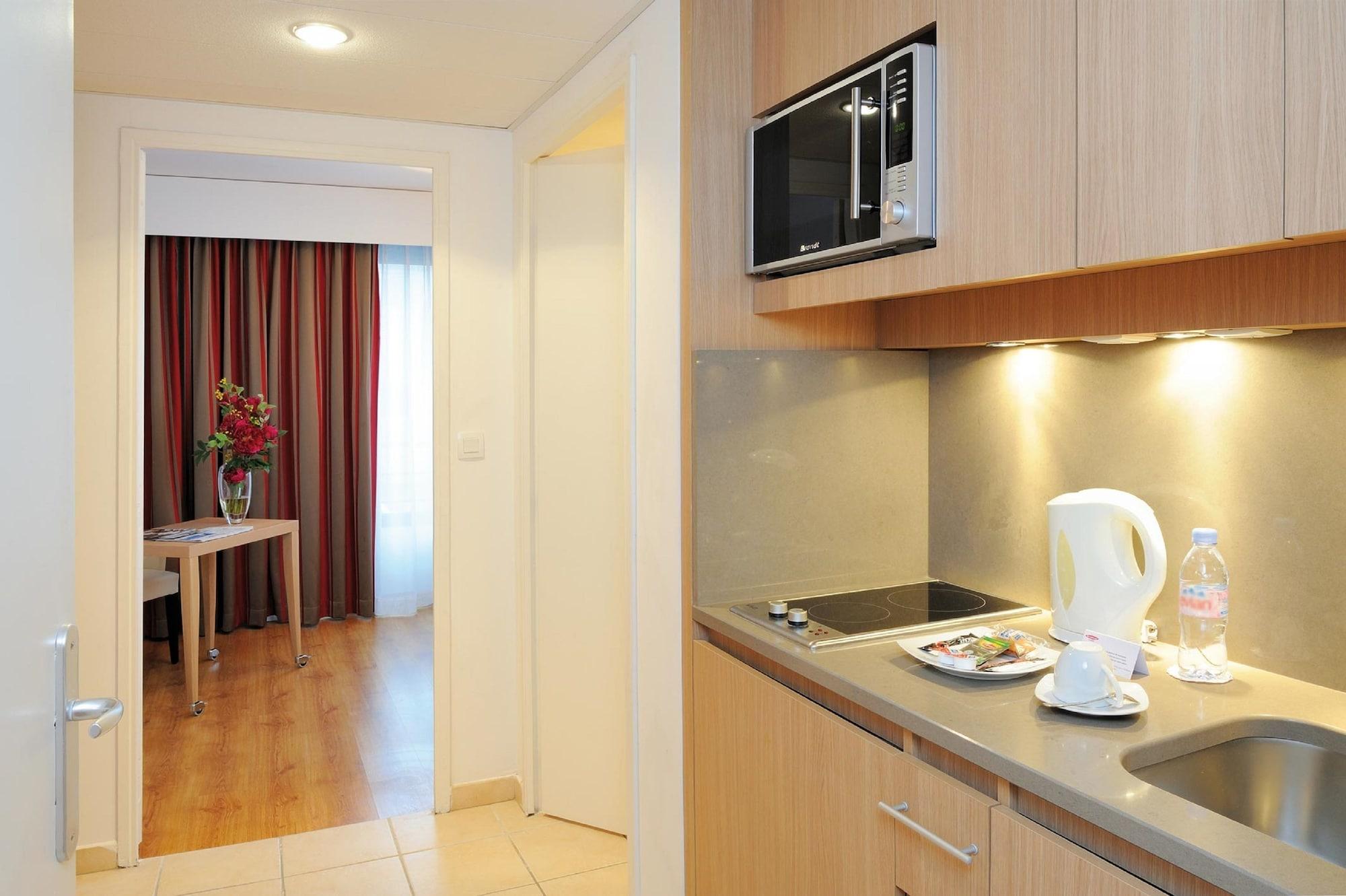 Residhome Paris-Evry Courcouronnes Екстер'єр фото