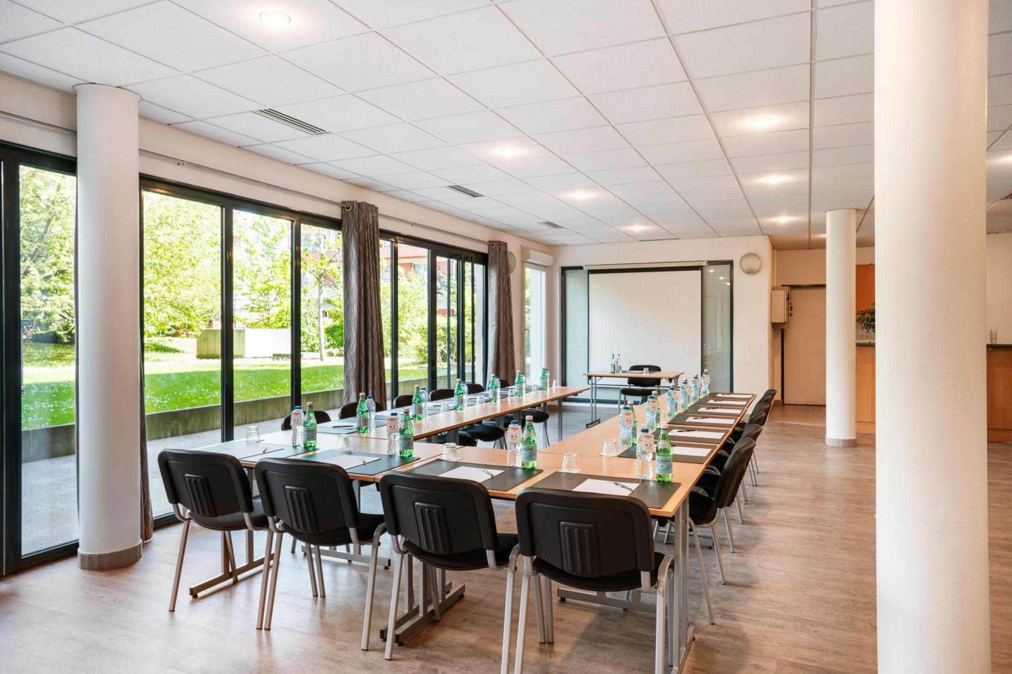 Residhome Paris-Evry Courcouronnes Екстер'єр фото